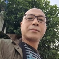 黄 的资料图片
